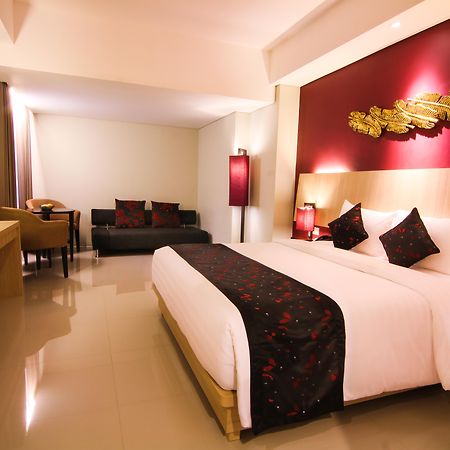 The Kana Kuta Hotel Экстерьер фото
