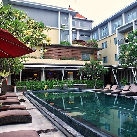 The Kana Kuta Hotel Экстерьер фото