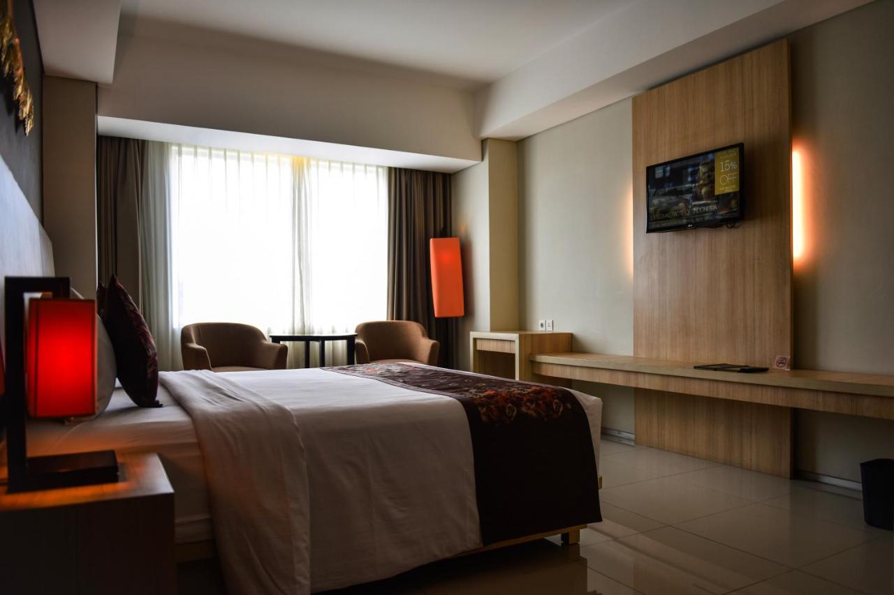 The Kana Kuta Hotel Экстерьер фото