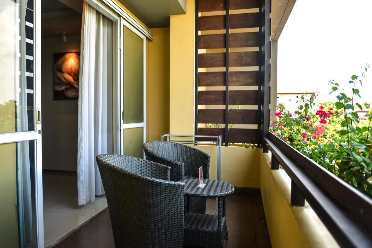 The Kana Kuta Hotel Экстерьер фото