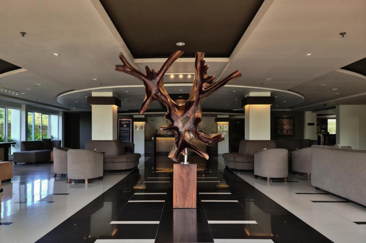 The Kana Kuta Hotel Экстерьер фото