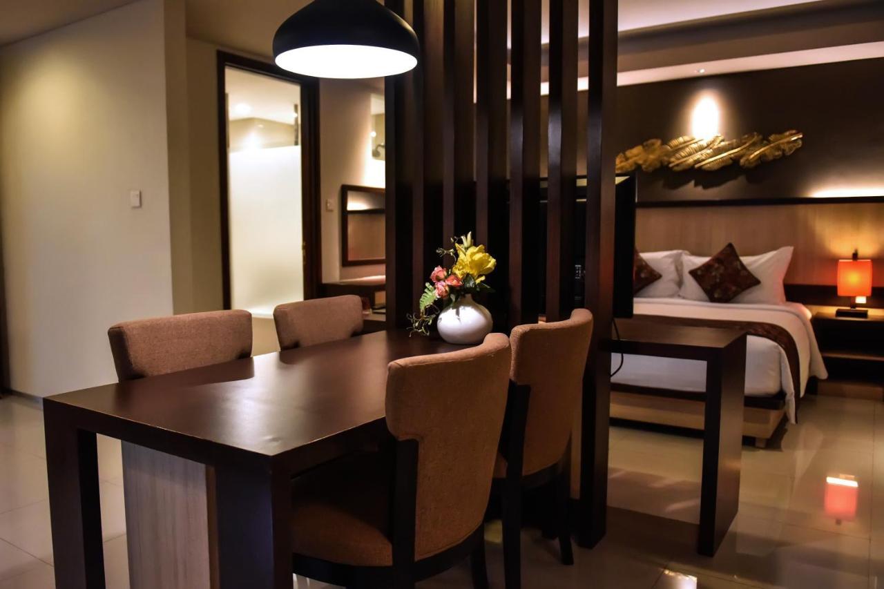 The Kana Kuta Hotel Экстерьер фото