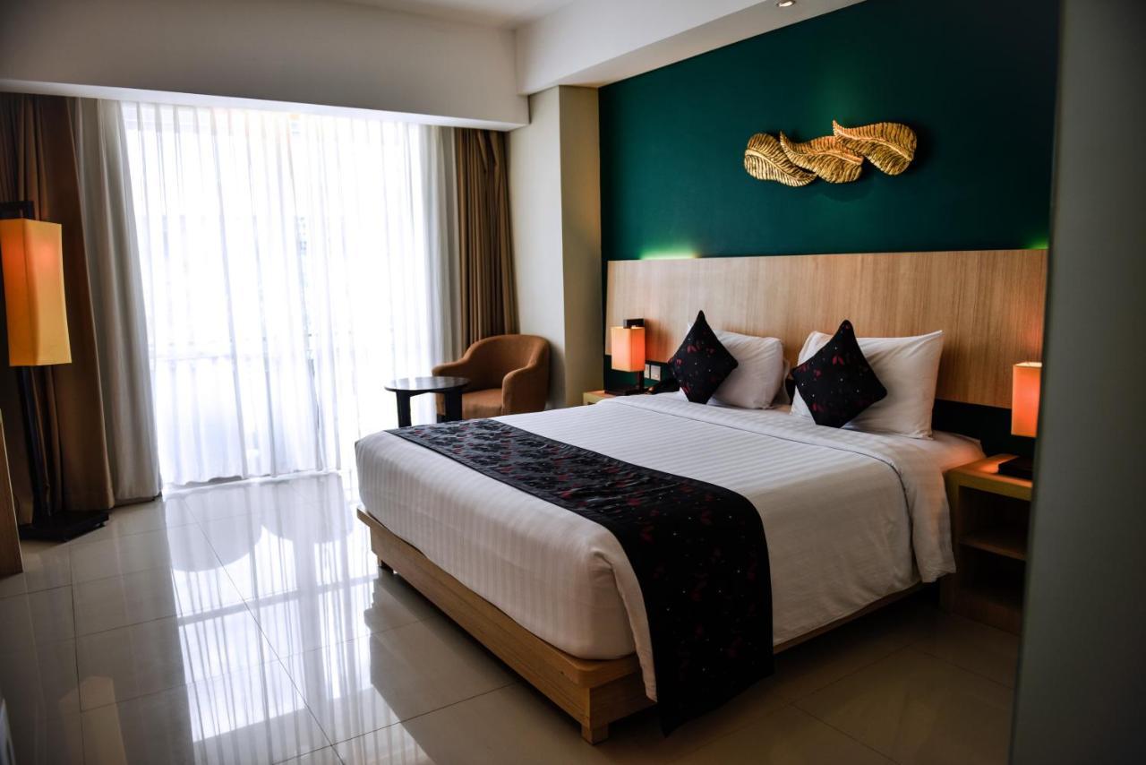 The Kana Kuta Hotel Экстерьер фото